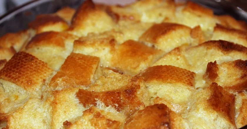 How To Make Easy And Simple Bread Pudding?